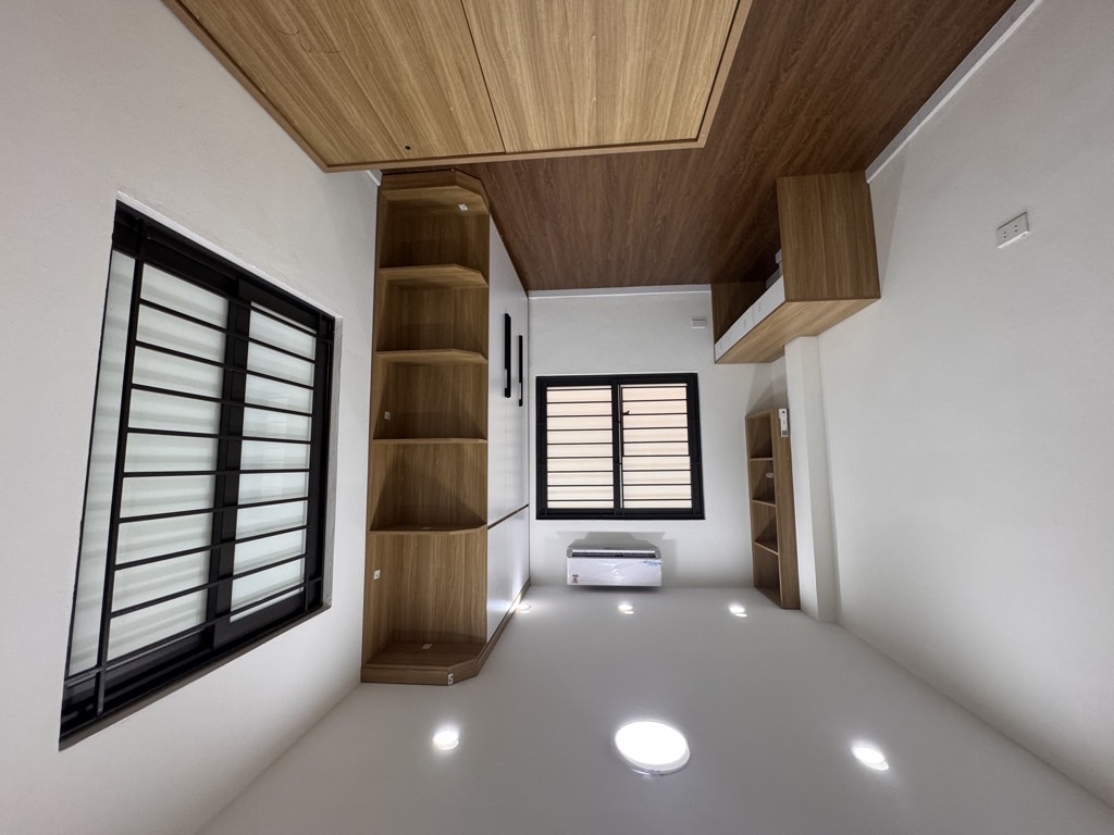 NHÀ ĐẸP TÂY SƠN –GẦN NGÃ TƯ SỞ - VỊ TRÍ VÀNG – 4 TẦNG - Ở LUÔN -  NHỈNH 4 Tỷ
