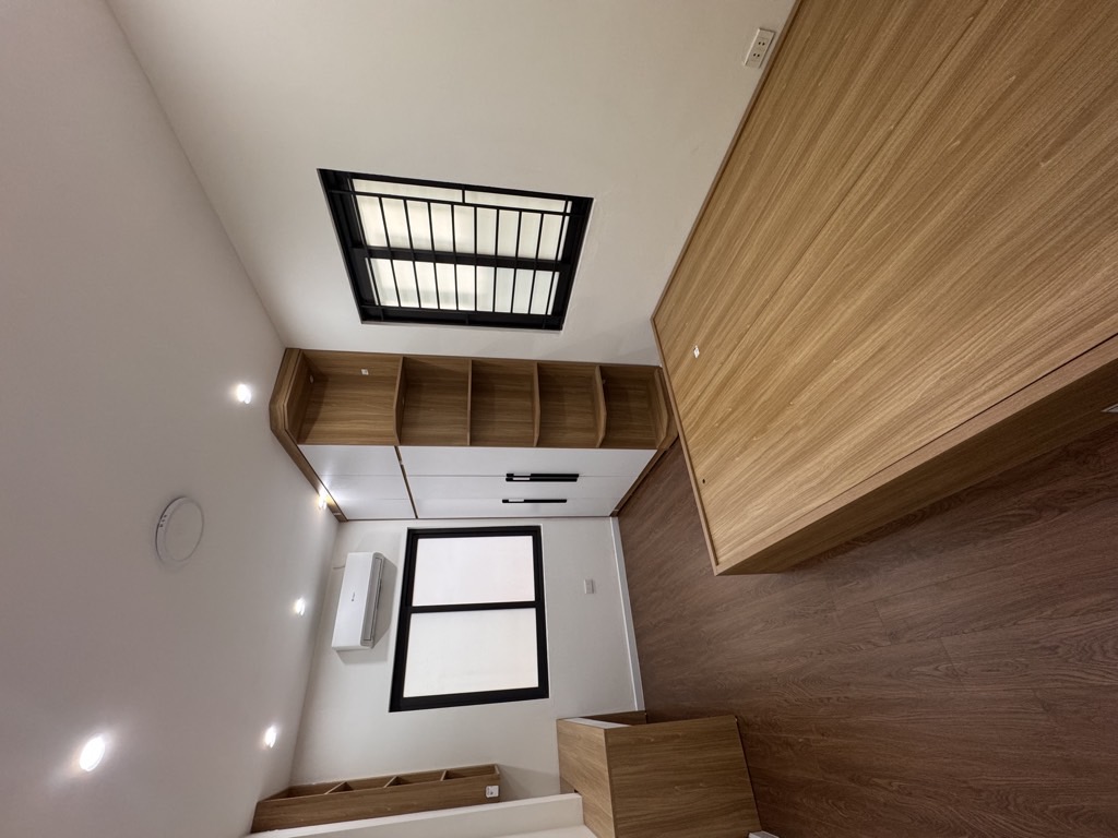 NHÀ ĐẸP TÂY SƠN –GẦN NGÃ TƯ SỞ - VỊ TRÍ VÀNG – 4 TẦNG - Ở LUÔN -  NHỈNH 4 Tỷ