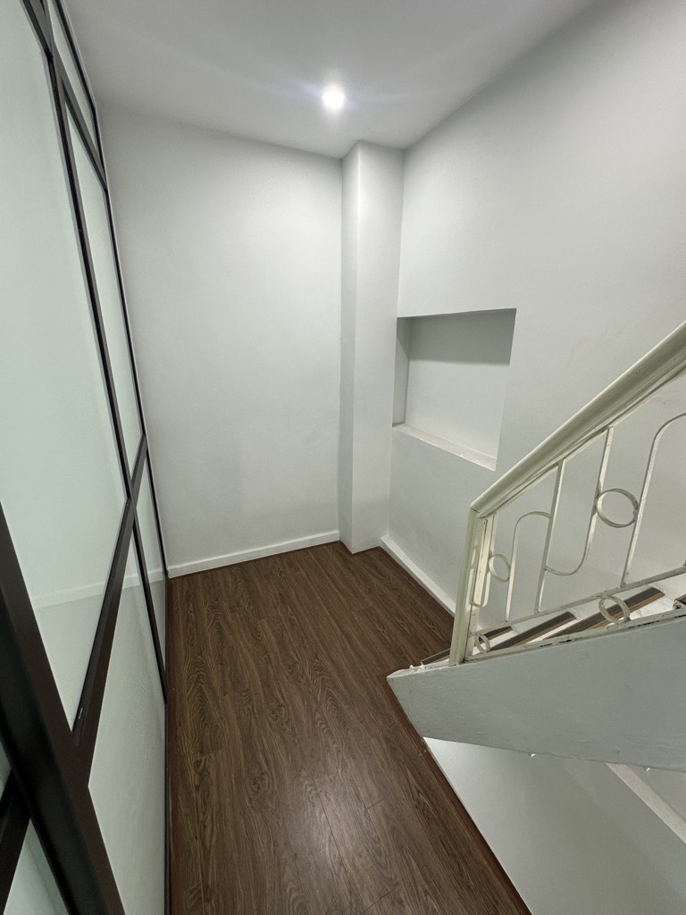NHÀ XINH 4 TẦNG – 20MV - TRUNG TÂM ĐỐNG ĐA – NGÕ NÔNG GẦN PHỐ – GIÁ NHỈNH 4 TỶ