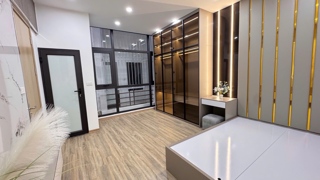 NHÀ ĐẸP 4 TẦNG – 20MV - TRUNG TÂM ĐỐNG ĐA – NGÕ NÔNG GẦN PHỐ – GIÁ NHỈNH 4 TỶ