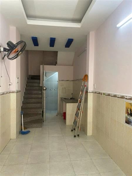 Nhà Hẻm xe hơi sạch sẽ thoáng mát ,Thông đường Lý Chính Thắng, 22.8m2  ,5 tầng ,giá chỉ còn 4.3x TỶ TL SĐT:0354612722 Như Huỳnh NHÀ PHỐ (Zalo)