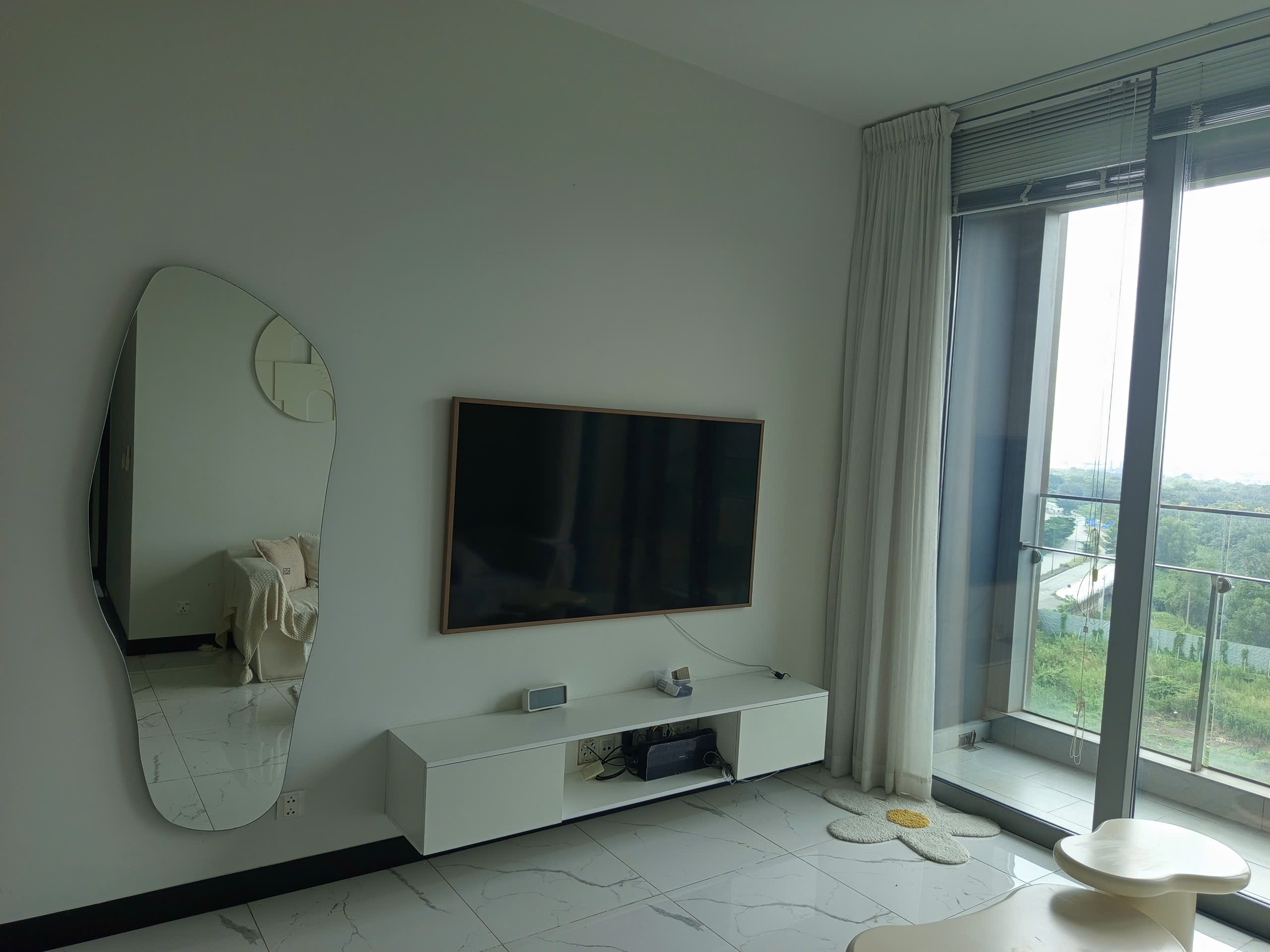 Căn Hộ 90m2 đủ nội thất Empire City Quận 2 cần bán hoặc cho thuê dài hạn