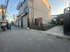 SỐC! LÔ ĐẤT ĐẸP SÁT ECOPARK GIA LÂM – GIÁ CHỈ 4.X TỶ – Ô TÔ TRÁNH – KINH DOANH SIÊU LỢI NHUẬN!