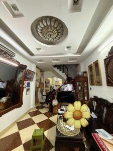 Bán nhà Nguyễn Viết Xuân, hiếm ,dân trí cao, ngõ an ninh , 40 m2, nhỉnh 8 tỷ.