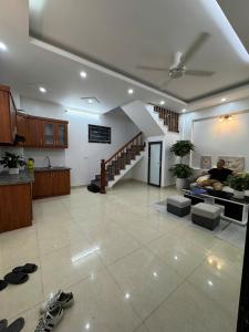 Bán nhà Xuân Đỉnh, 35 m2, oto đậu cửa 8.2 tỷ