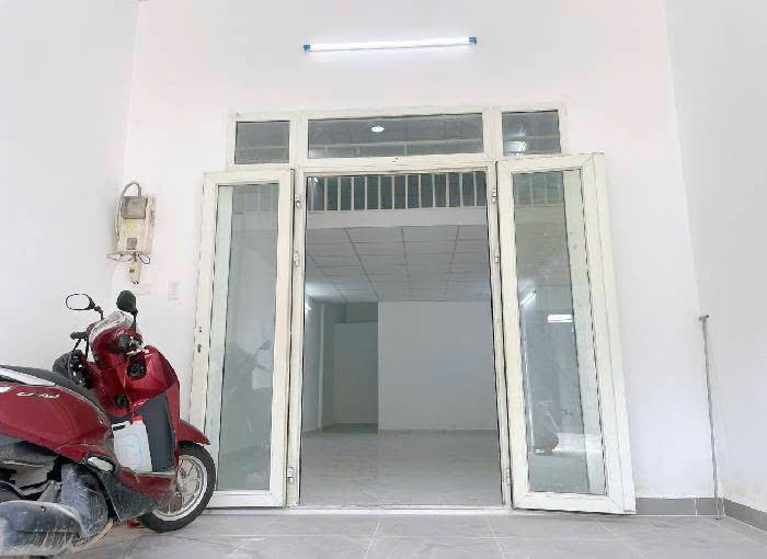 Bán nhà giáp Lê Văn Khương, nhỉnh 5 tỷ, hẻm 8m, quận 12, 1 trệt 1 lửng