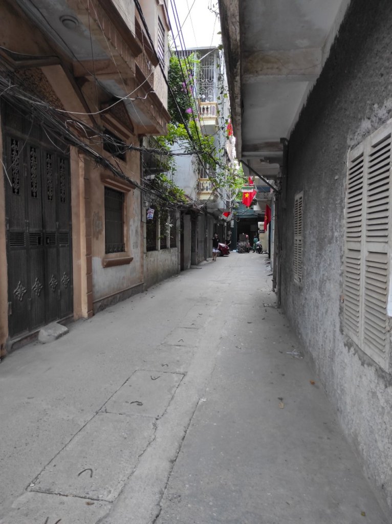 Bán nhà ngõ 1 Bùi Xương Trạch- Lô góc - Ngõ 3 gác tránh- 36m2 chỉ hơn 5đ