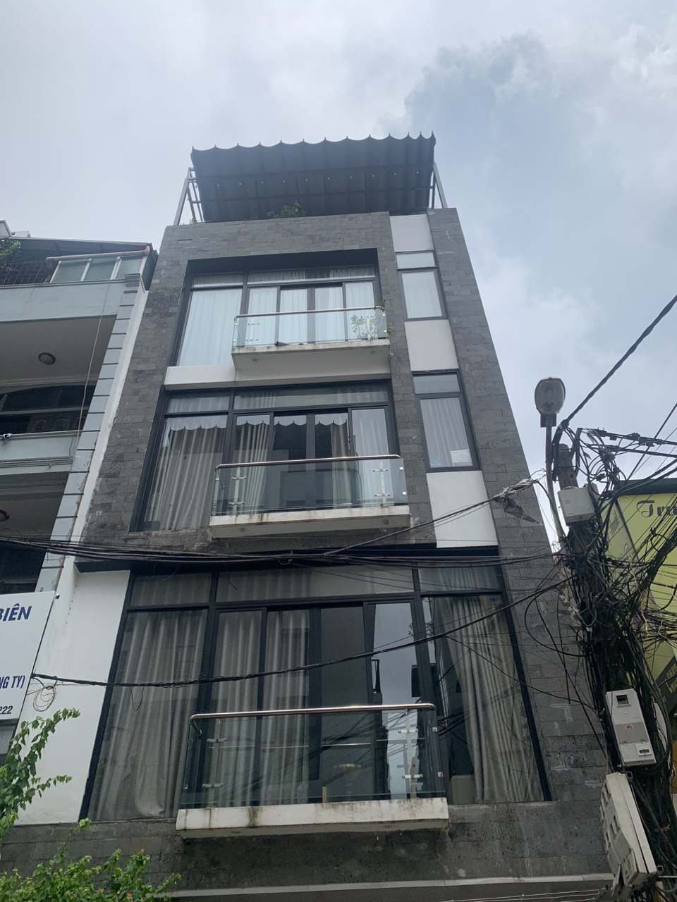 bán nhà 65m x 5 tầng - Thượng Thanh - Long Biên - phân lô vỉa hè đường 12m - gần trường học - chợ