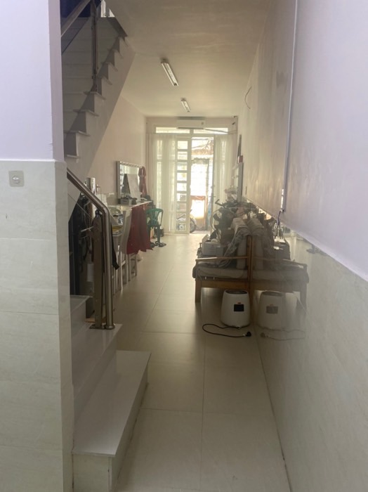 BÁN NHÀ CÁCH MẠNG THÁNG 8– 30M² 4,3 TỶ! KHÁCH GẤP BÁN