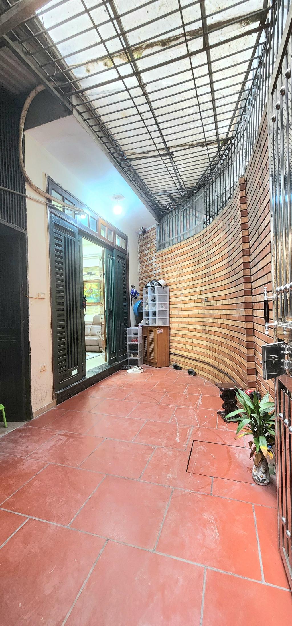Nhà Bùi Xương Trạch – gần phố, yên tĩnh – 32m2 – 7.7 Tỷ