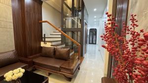 CẤN BÁN GẤP NHÀ PHỐ KHƯƠNG ĐÌNH DT 55M GIÁ 7,89 TỶ