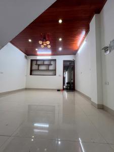 SÁT ĐƯỜNG NGỌC HỒI - ĐI BỘ SANG HUYỆN ỦY - DÂN XÂY 4TẦNG 38M2 CHỈ HƠN 4TỶ!