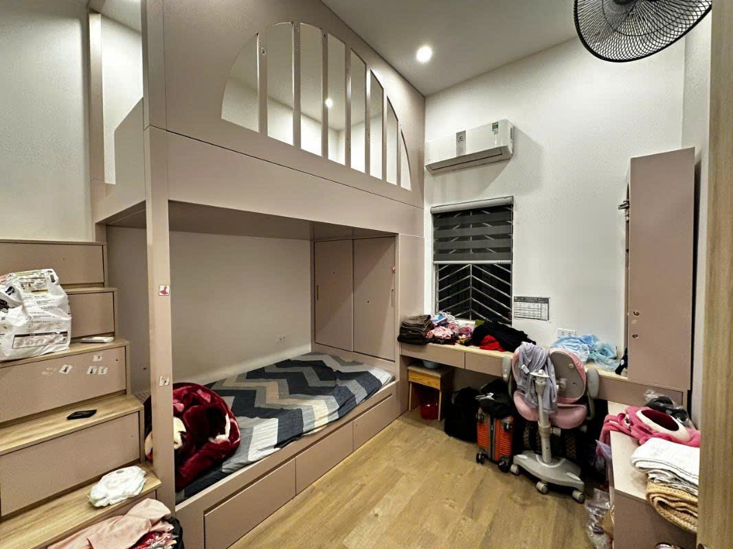 BÁN NHÀ THUỴ KHUÊ - 4 TẦNG 42M2 - NGÕ THÔNG - GẦN HỒ TÂY - 2 THOÁNG 10.5 TỶ