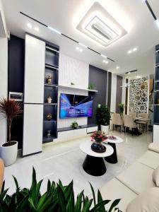 Nhà mới đẹp 4 tầng Đội Cấn - Full nội thất - Sổ đỏ chính chủ 9,6 tỷ