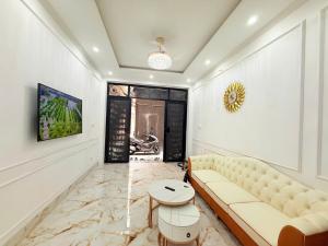 Hàng hiếm nhà 2 mặt thoáng - 5 tầng Hoàng Hoa Thám - Thông số đẹp 8,9 tỷ