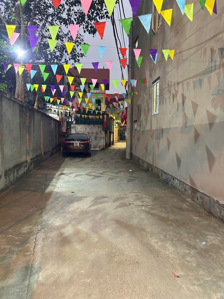 Bán Nhà *VIP* Thang Máy - Dương Xá Gia Lâm Dt 40m 5Tầng Mt 4m Giá 5.5 tỷ
