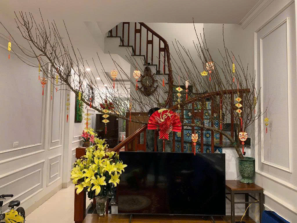 Bán nhà phố Trạm Long Biên Dt 40m 5 Tầng  Giá 7.5 tỷ