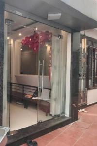 Bán nhà phố Trạm Long Biên Dt 40m 5 Tầng Giá 7.5 tỷ