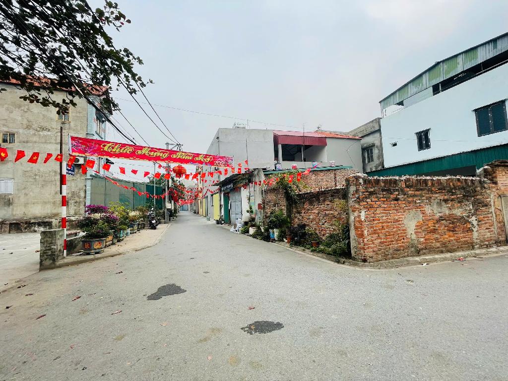 SIÊU HIẾM NHÀ DƯƠNG ĐÌNH, GIA LÂM. 5 TẦNG- NHÀ MỚI TINH- MẶT TIỀN 4M- NHỈNH 5 TỶ.
