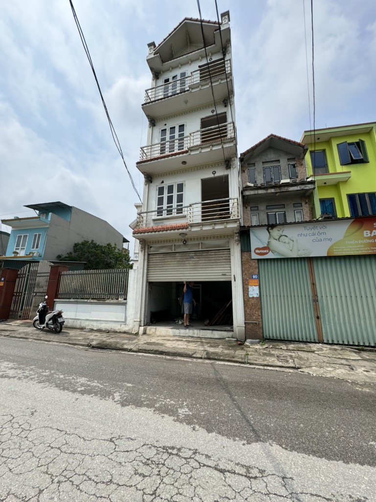 SIÊU HIẾM NHÀ DƯƠNG ĐÌNH, GIA LÂM. 5 TẦNG- NHÀ MỚI TINH- MẶT TIỀN 4M- NHỈNH 5 TỶ.