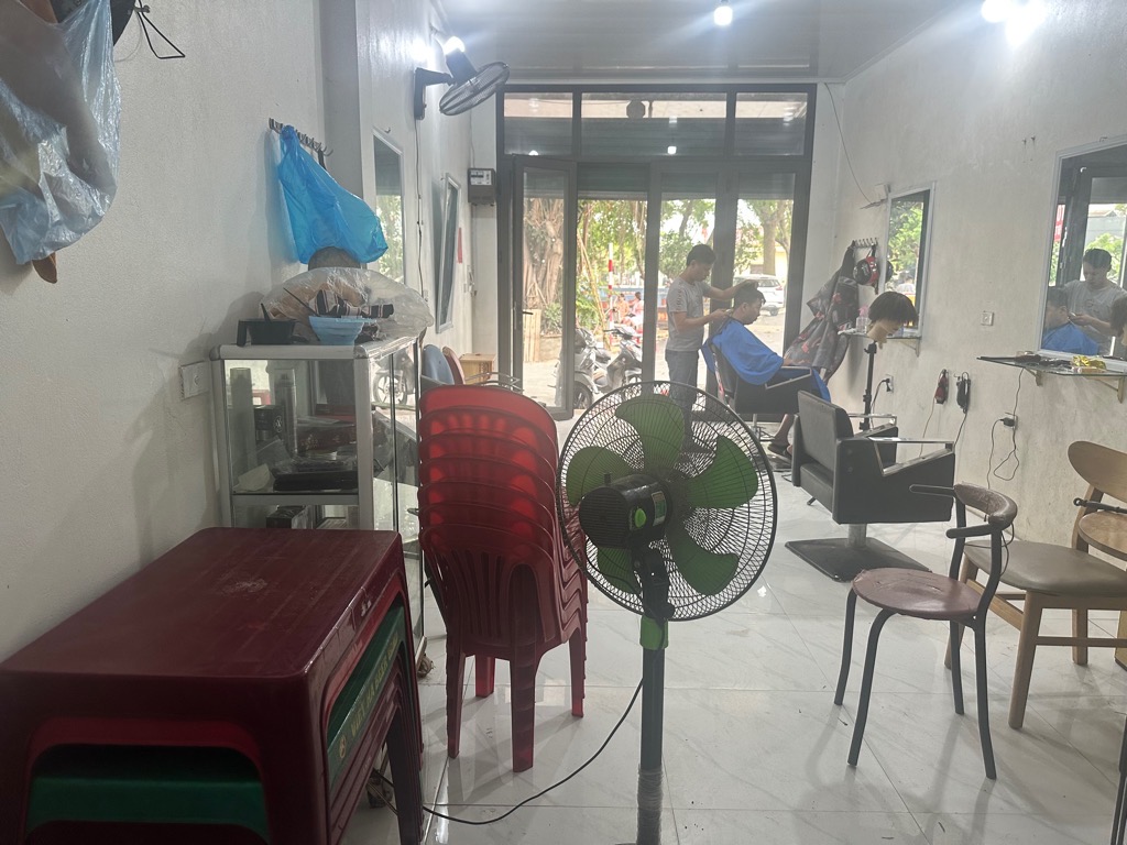 SIÊU HIẾM NHÀ DƯƠNG ĐÌNH, GIA LÂM. 5 TẦNG- NHÀ MỚI TINH- MẶT TIỀN 4M- NHỈNH 5 TỶ.