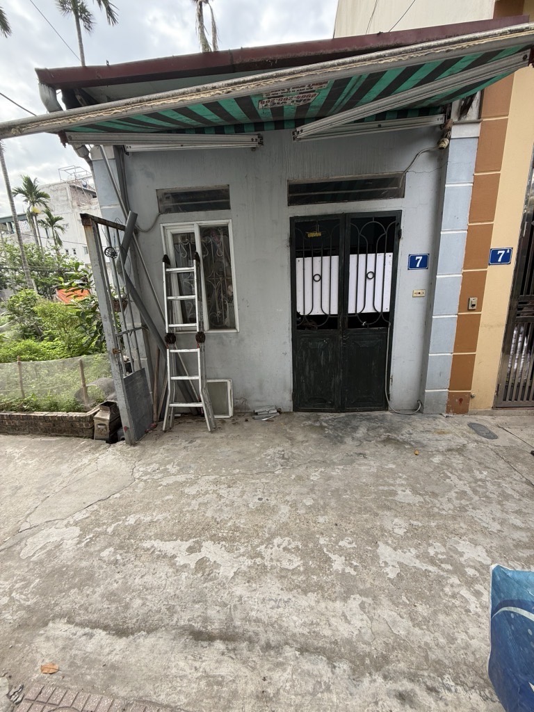 SIÊU HIẾM NHÀ DƯƠNG ĐÌNH, GIA LÂM. 5 TẦNG- NHÀ MỚI TINH- MẶT TIỀN 4M- NHỈNH 5 TỶ.