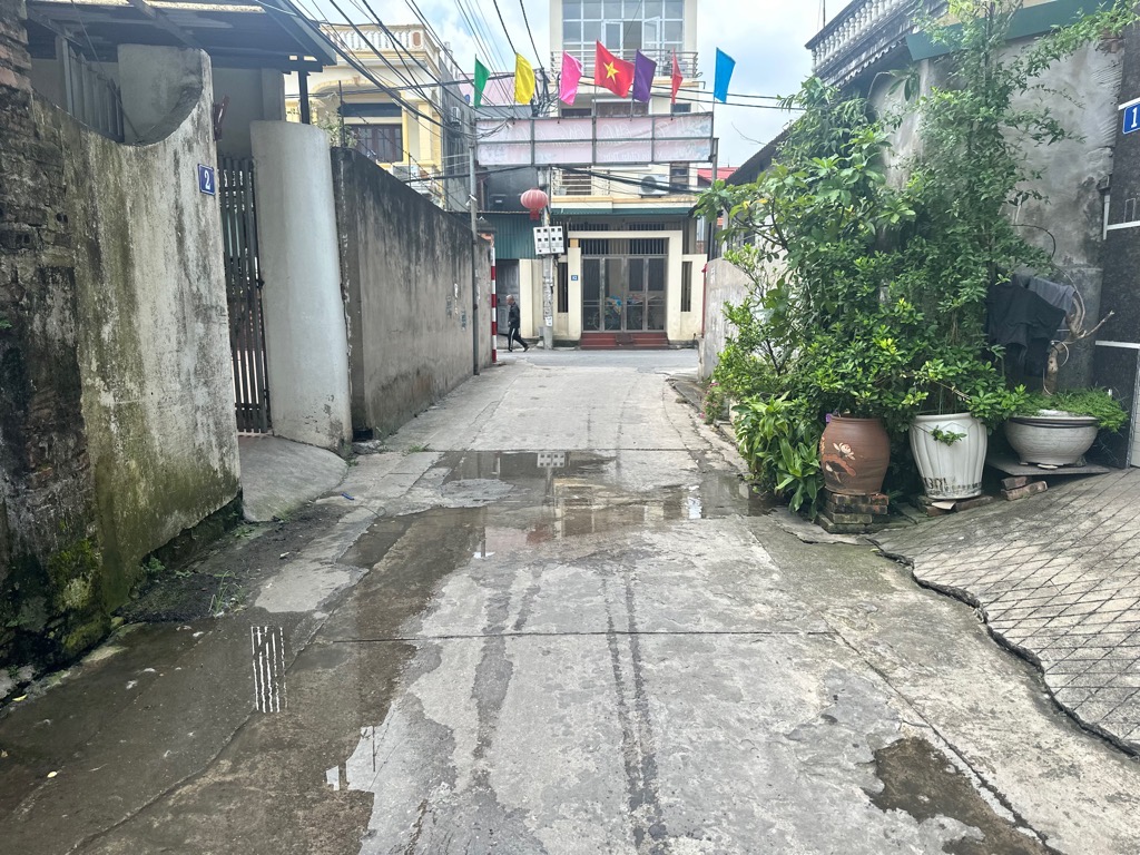 NHÀ ĐẸP DƯƠNG XÁ, GIA LÂM 75m, hơn 4 tỷ. DÂN XÂY, BA MẶT THOÁNG.