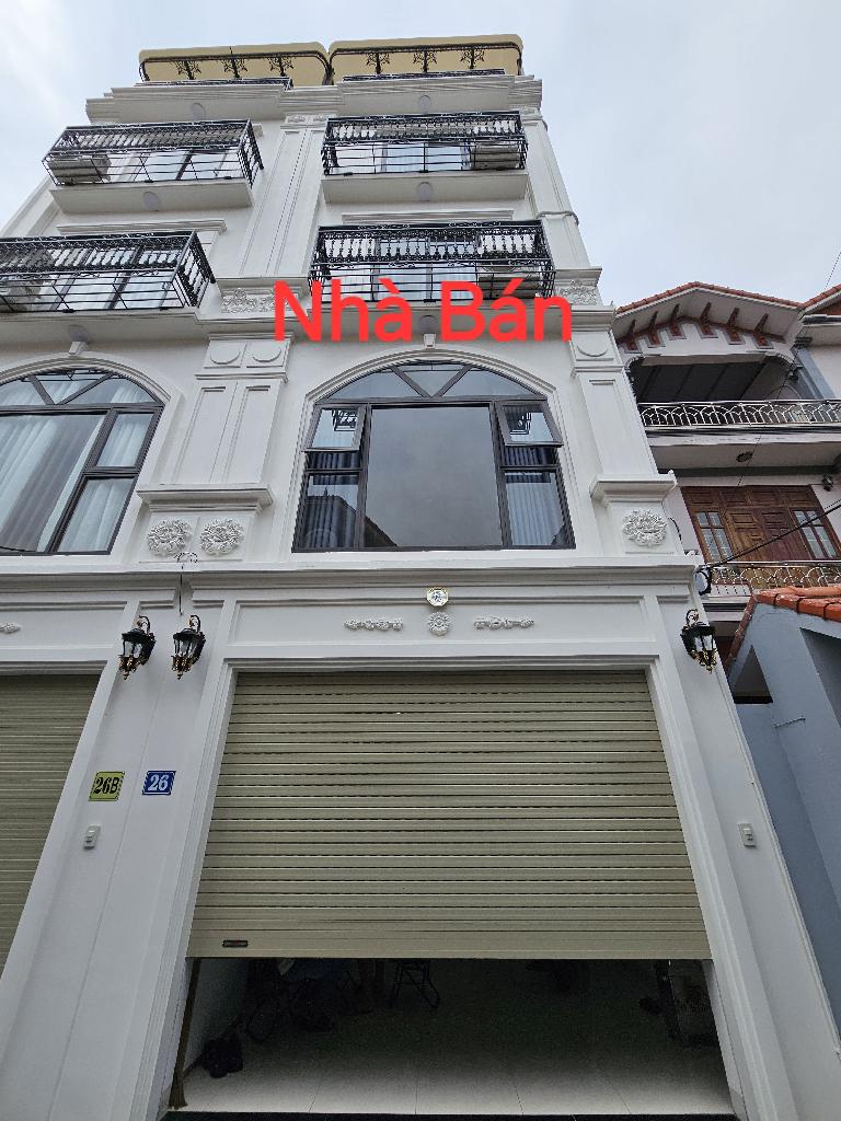 Nhà đẹp trung tâm Thạch Bàn, chỉ việc ở.