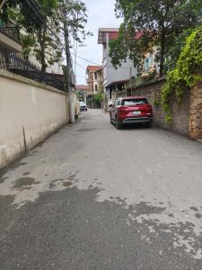 HOT! Đất 99m² Ỷ Lan, tặng nhà cấp 4, giá 5 tỷ