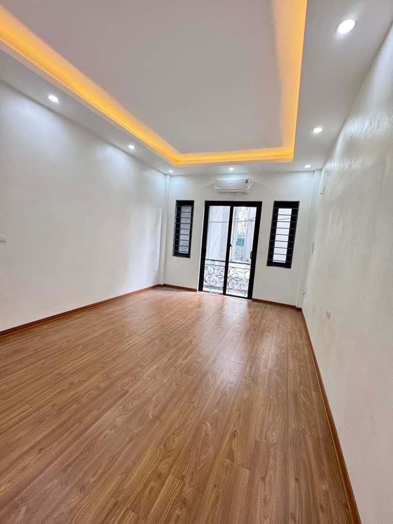 Bán nhà đẹp 31m2 Quang Trung 5,9 tỷ