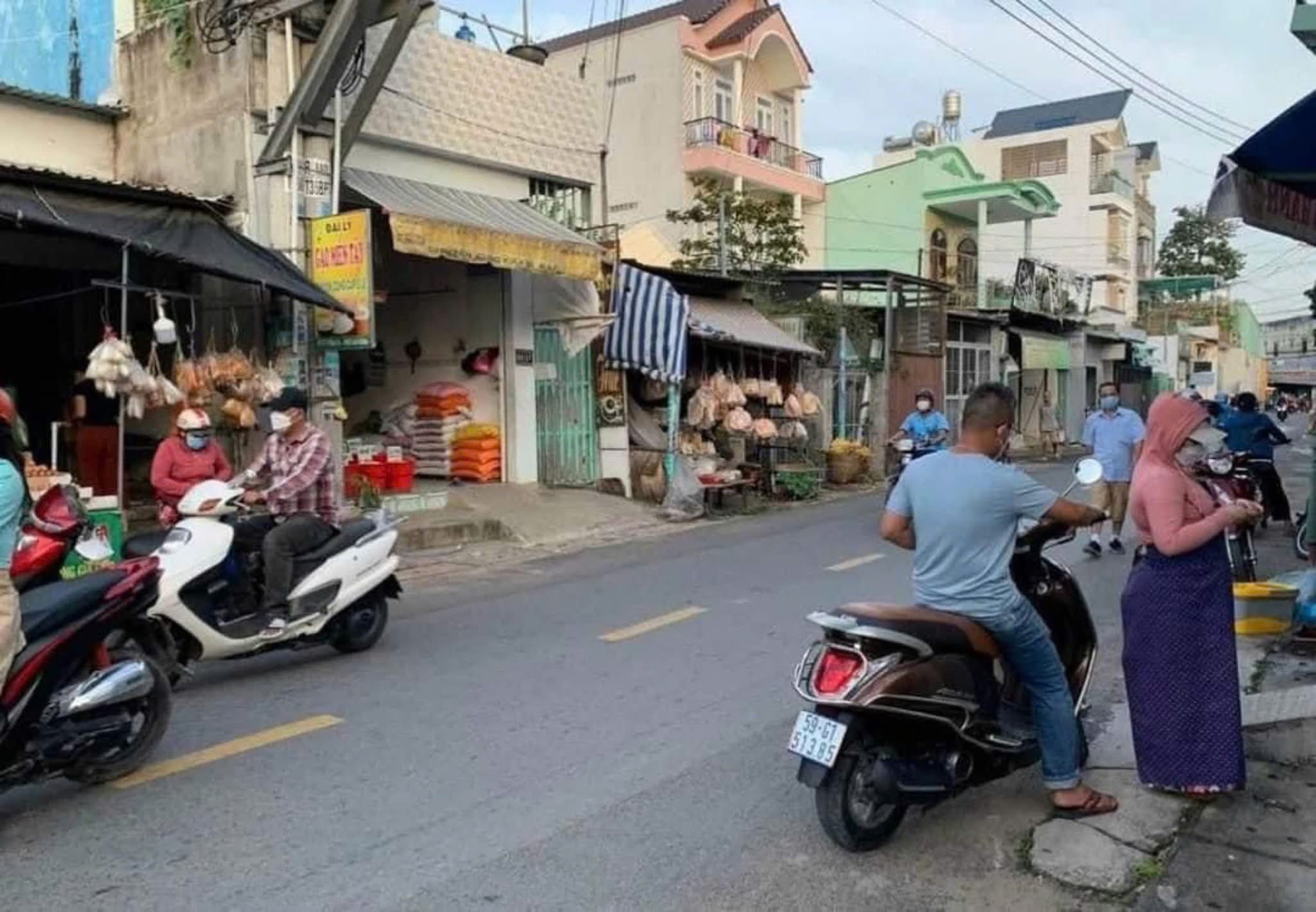 NHÀ BẮC TỪ LIÊM - LÔ MẶT PHỐ KINH DOANH SẦM UẤT