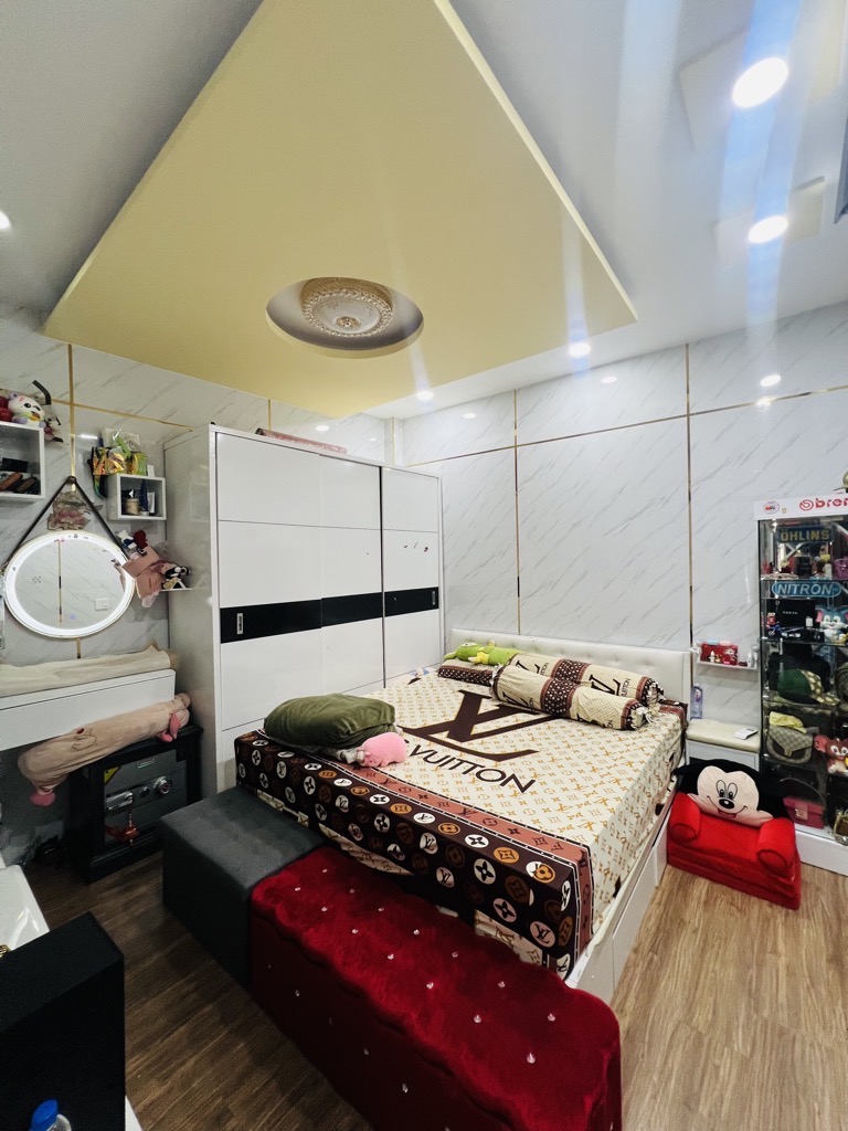 BÁN NHÀ 4 TẦNG 50M2 NGAY TRƯƠNG PHƯỚC PHAN,