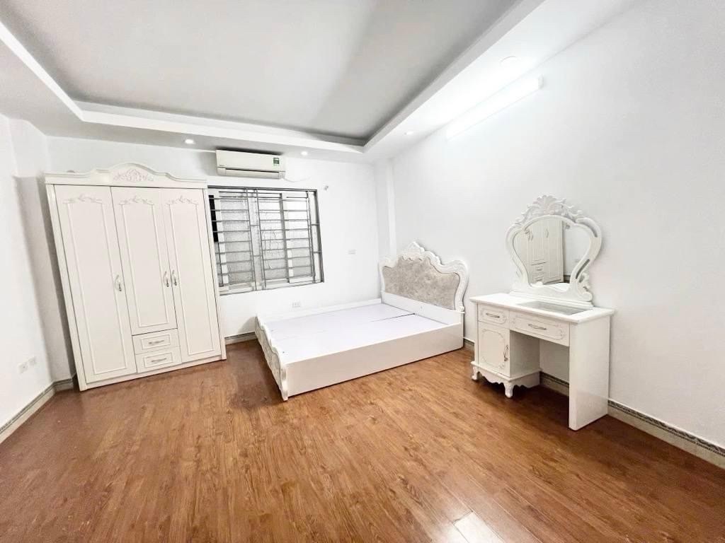 BÁN NHÀ 4T,30M RA OTO-4P KHÉP KÍN FULL NỘI PHỐ LĨNH NAM
