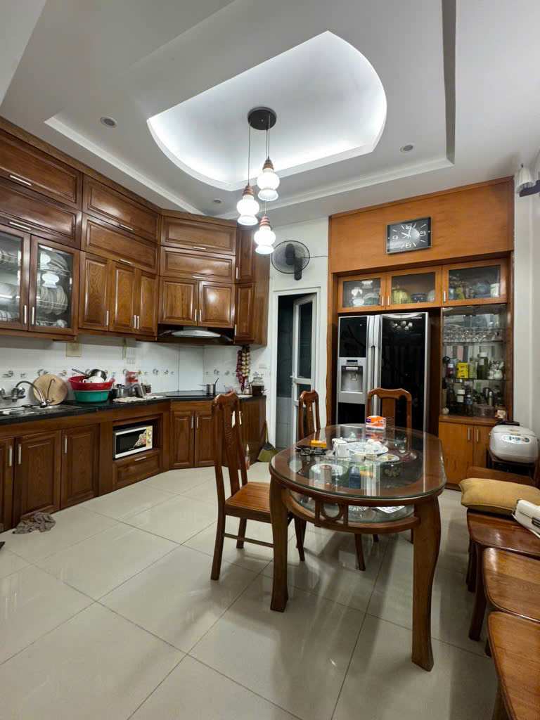 NHÀ ĐẸP MỄ TRÌ NGÕ NÔNG,Ô TÔ GẦN,DÂN XÂY,NỘI THẤT ĐẦY ĐỦ GIÁ 9.2 TỶ