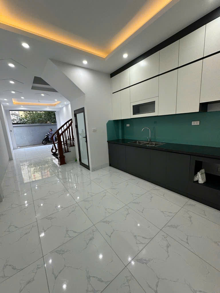 BÁN NHÀ LAI XÁ NGÕ NÔNG,Ô TÔ GẦN,SỔ VUÔNG,NHÀ ĐẸP Ở NGAY GIÁ 5.6 TỶ