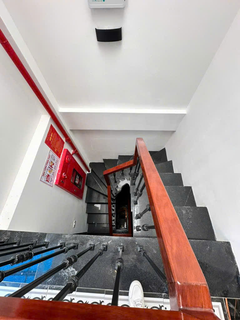 Bán Nhà Dòng Tiền,Tòa Nhà Căn Hộ Dịch Vụ Xuân Phương,Ngõ Nông,Ô Tô Gần,Giá 12.9 Tỷ
