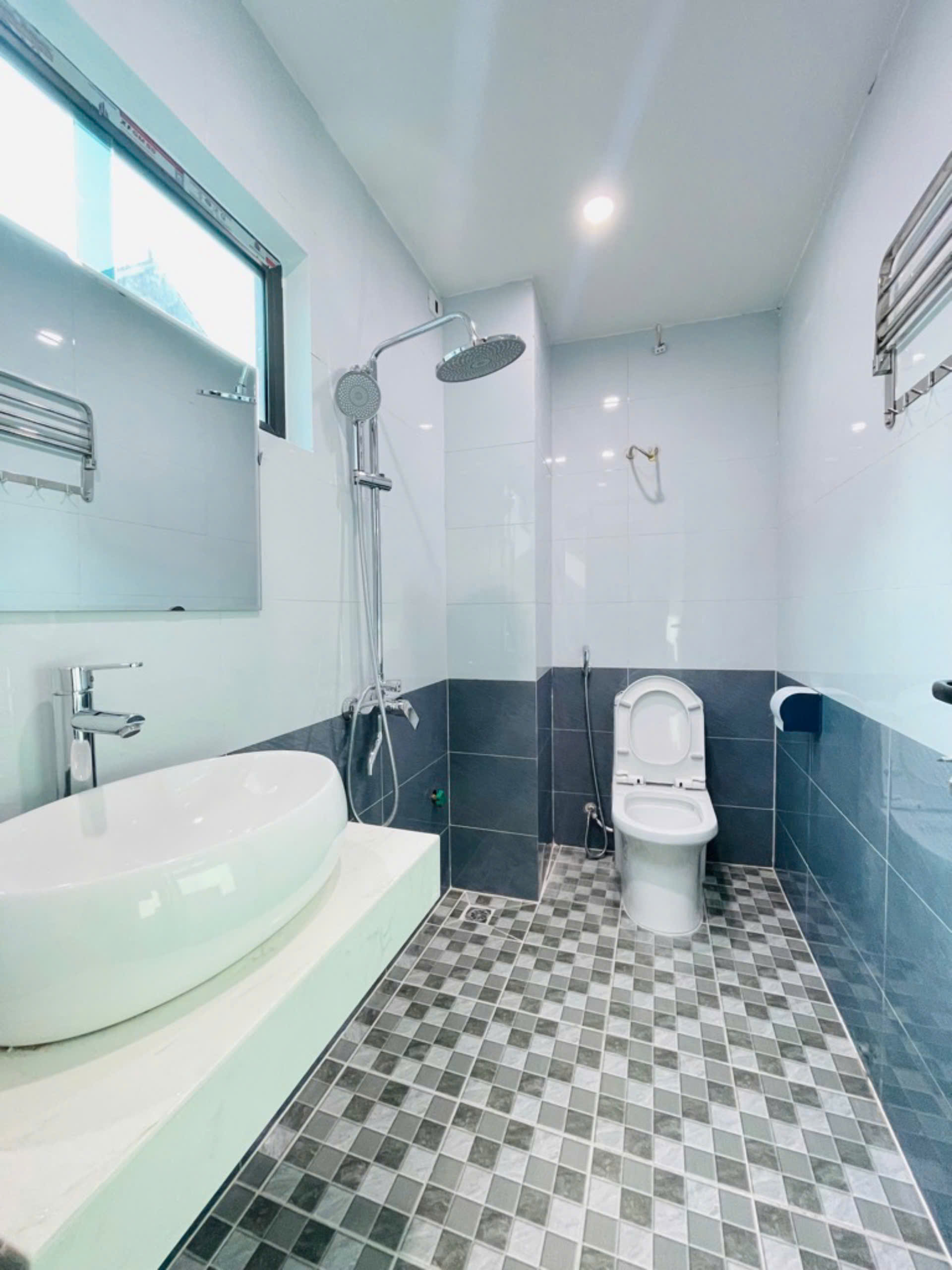 Bán chung cư mini,căn hộ dịch vụ Phú Đô,Nam Từ Liêm ngõ nông,ô tô đỗ cửa giá 15.5 tỷ