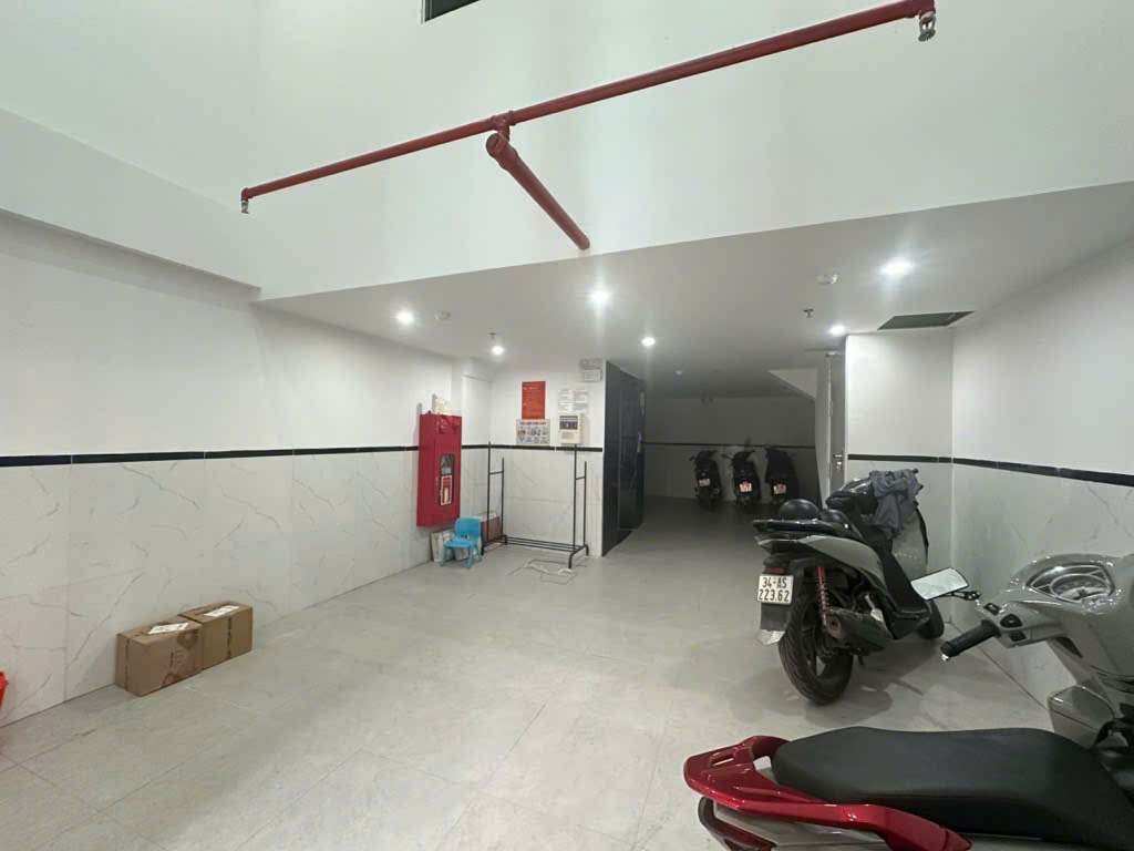 Bán chung cư mini,căn hộ dịch vụ,dòng tiền Mễ Trì ngõ nông,ô tô gần giá 17.5 tỷ