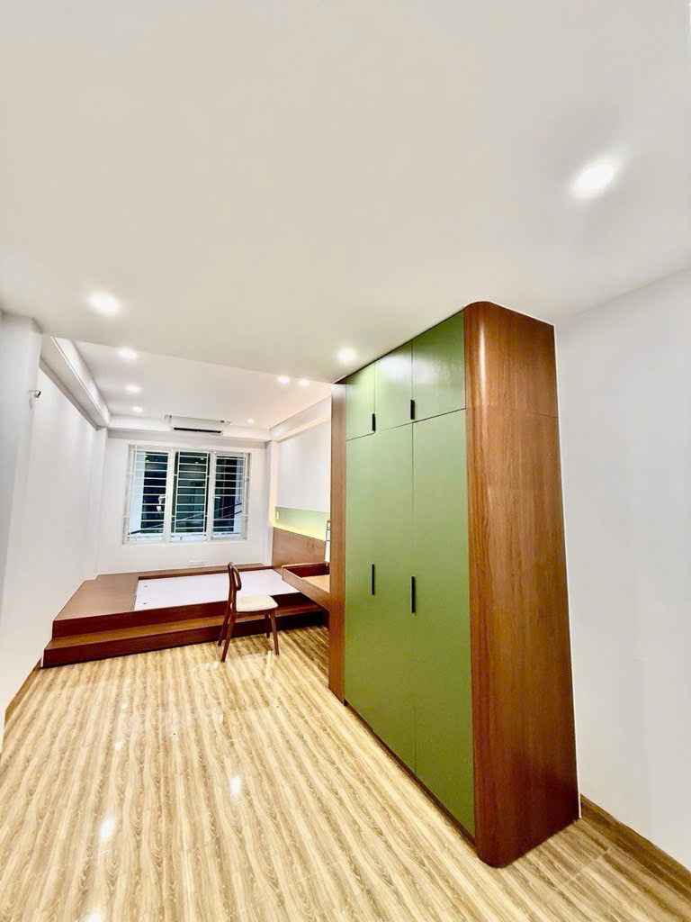 Bán nhà Mễ Trì,Nam Từ Liêm ngõ nông,ô tô gần,sổ vuông,nhà đẹp ở ngay giá 7.85 tỷ