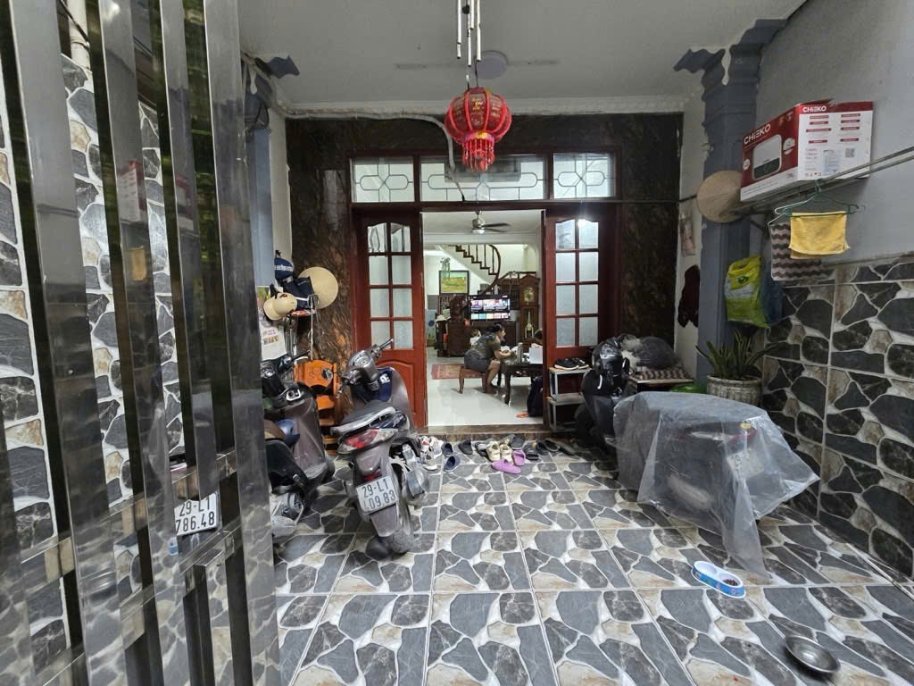 Bán nhà Đỗ Đức Dục, Mễ Trì, Nam Từ Liêm ngõ nông, thông thoáng, ô tô gần,giá 14.4 tỷ