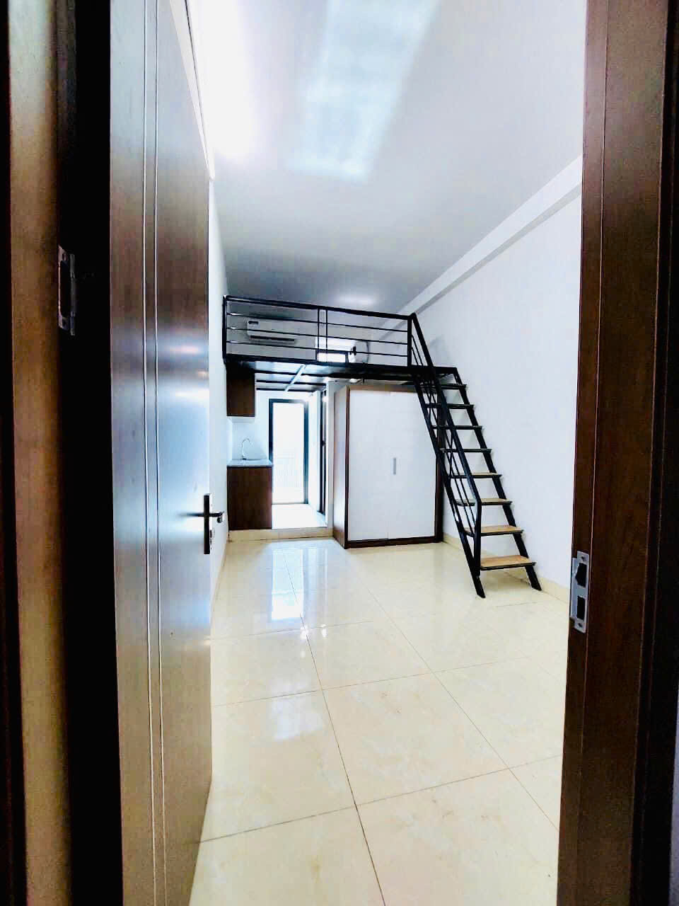 Bán nhà Mễ Trì,nhà dòng tiền,căn hộ dịch vụ,ngõ nông,ô tô gần,sổ vuông giá 25 tỷ