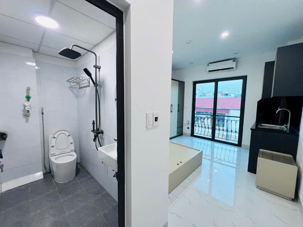 Bán tòa căn hộ dịch vụ,nhà dòng tiền,mễ trì thượng ngõ thông,ô tô gần,sổ vuông giá 18.5 tỷ