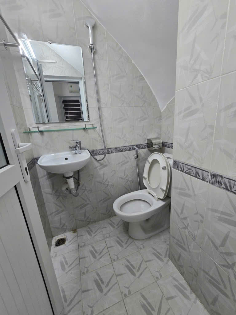 Bán nhà Mỹ Đình ngõ nông,ô tô gần,nhà đẹp ở ngay giá 9.35 tỷ