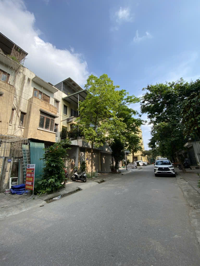 BÁN BIỆT THỰ LIỀN KỀ KHU ĐÔ THỊ HUD VÂN CANH,PHÂN LÔ,Ô TÔ TRÁNH VỈA HÈ GIÁ 16.9 TỶ