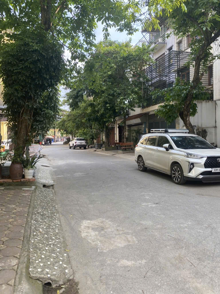 Bán Liền Lề Khu Đô Thị HUD Vân Canh Phân Lô,Ô Tô Tránh Vỉa Hè,Kinh Doanh Giá 20.5 Tỷ