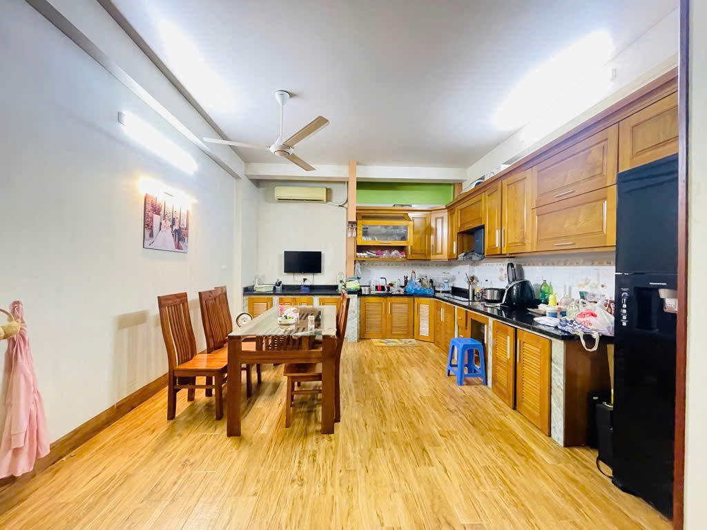 Bán Nhà Trần Bình,Cầu Giấy,Ngõ Thông,Phân Lô,Ô Tô Tránh,Vỉa Hè Giá 18,5 tỷ