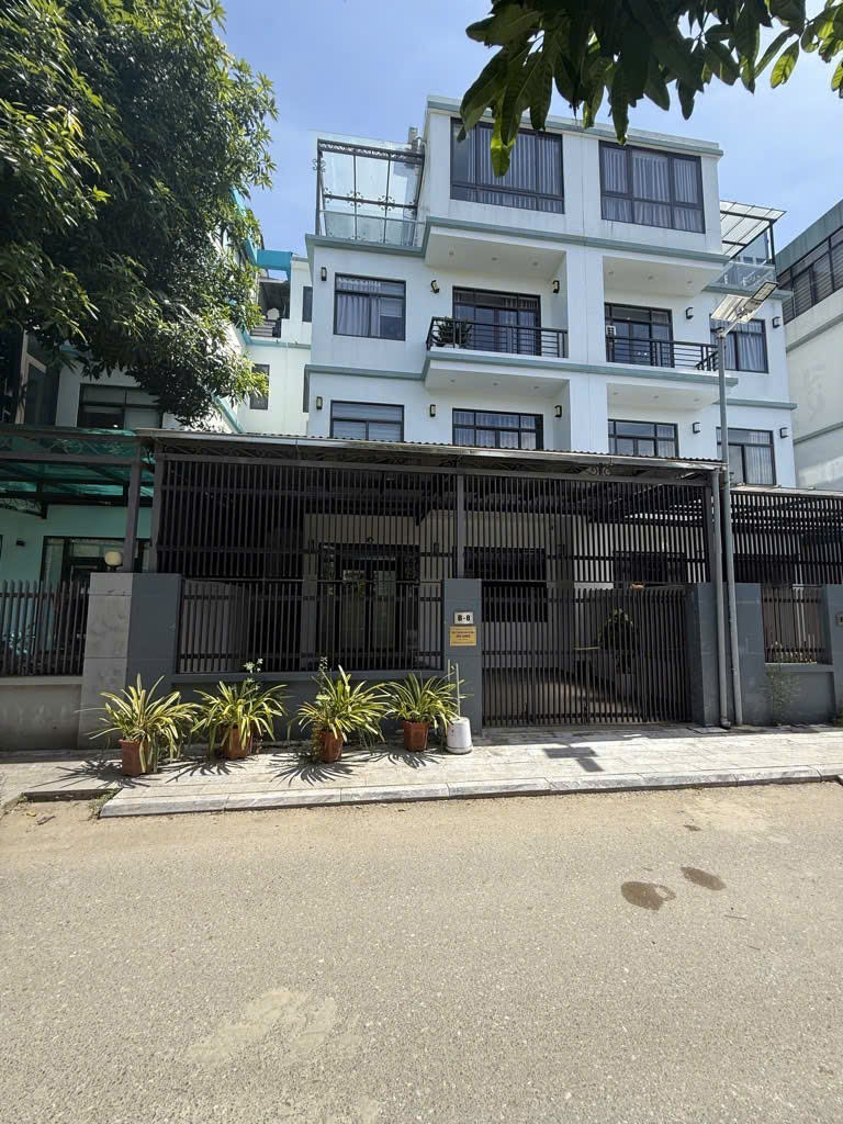 Bán Biệt Thự Khu Đô Thị Xuân Phương Garden Phân Lô,Ô Tô,Vỉa Hè,Kinh Doanh Giá 33.5 Tỷ