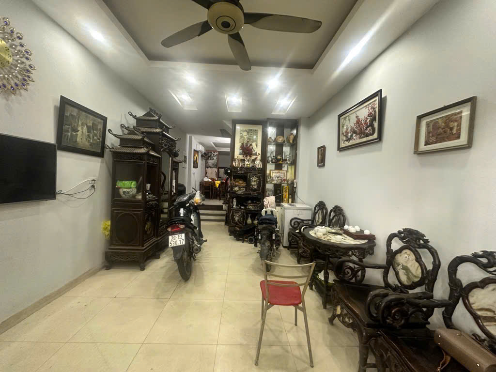 Nhà Ngọc Thuỵ Long Biên 5 tầng, mặt ngõ ô tô tránh, 54m, chỉ hơn 9 tỷ. -.