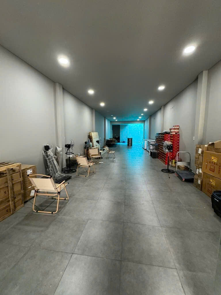 Nhà mặt tiền Phạm Hùng, Quận 8, 114m2, 1 tầng, nhỉnh 16 tỷ, LH: 0365 715 192