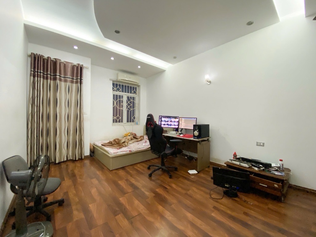 TRUNG TÂM QUẬN ĐỐNG ĐA- PHỐ YÊN LÃNG NGAY GẦN BV NỘI TIẾT GIAO THÔNG THUẬN TIỆN